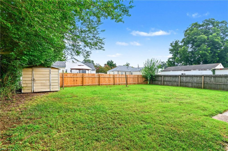 Photo 31 of 37 residential for sale in Norfolk virginia Photo 31 of 37 residential for sale in Norfolk virginia