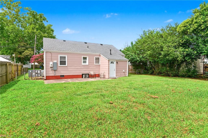 Photo 33 of 37 residential for sale in Norfolk virginia Photo 33 of 37 residential for sale in Norfolk virginia