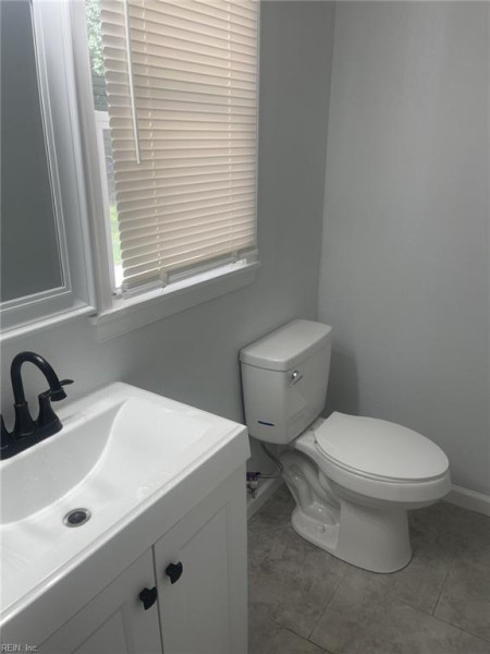 Photo 16 of 27 residential for sale in Norfolk virginia