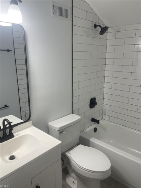 Photo 20 of 27 residential for sale in Norfolk virginia