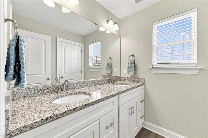Photo 32 of 50 residential for sale in Moyock virginia
