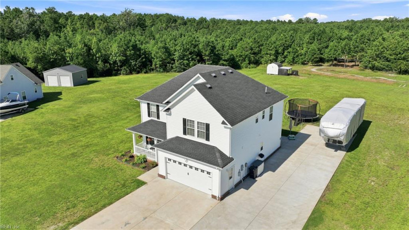 Photo 4 of 50 residential for sale in Moyock virginia