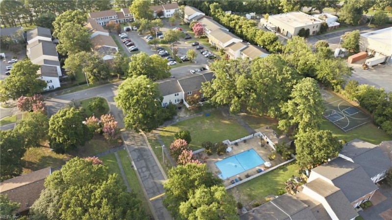 Photo 29 of 32 residential for sale in Newport News virginia