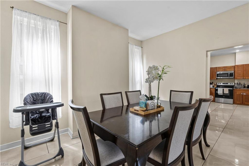 Photo 10 of 43 residential for sale in Norfolk virginia