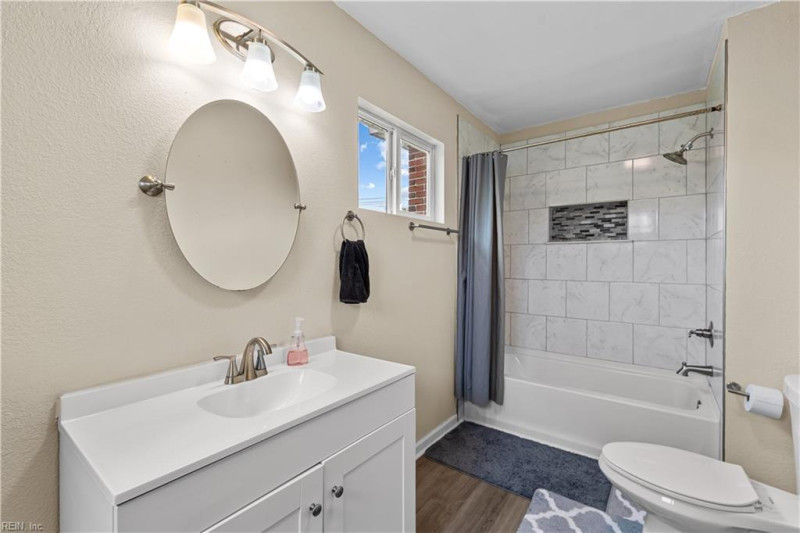 Photo 31 of 43 residential for sale in Norfolk virginia