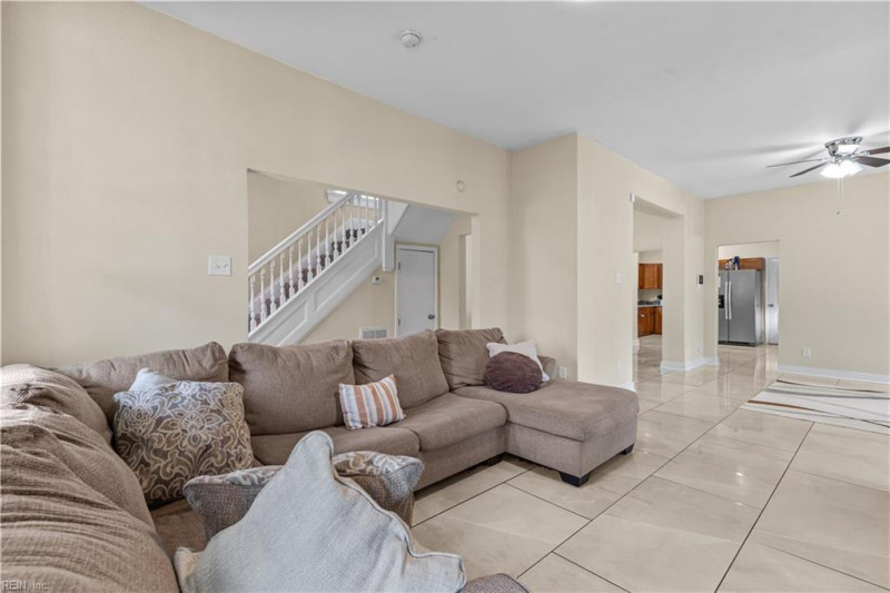 Photo 9 of 43 residential for sale in Norfolk virginia