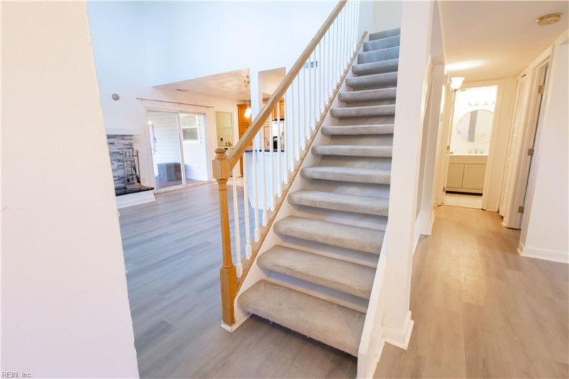 Photo 12 of 28 residential for sale in Virginia Beach virginia