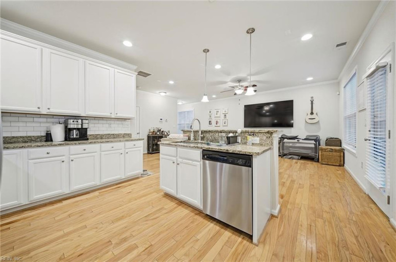 Photo 15 of 36 residential for sale in Norfolk virginia Photo 15 of 36 residential for sale in Norfolk virginia