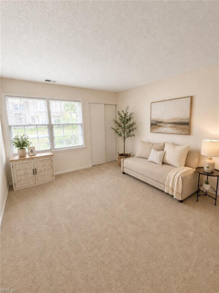 Photo 7 of 17 residential for sale in Chesapeake virginia Photo 7 of 17 residential for sale in Chesapeake virginia