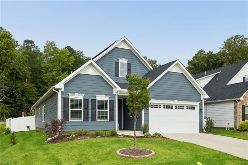 Photo 3 of 50 residential for sale in York County virginia