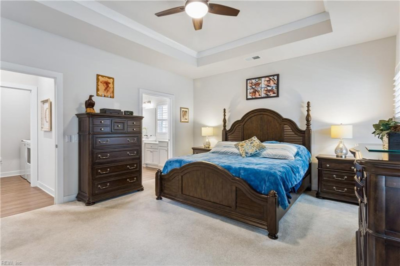 Photo 34 of 50 residential for sale in York County virginia