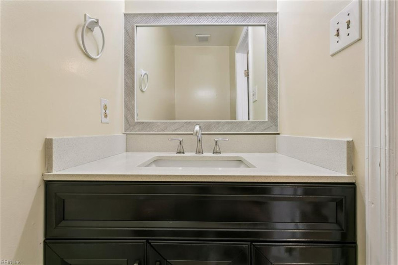 Photo 15 of 34 residential for sale in Hampton virginia