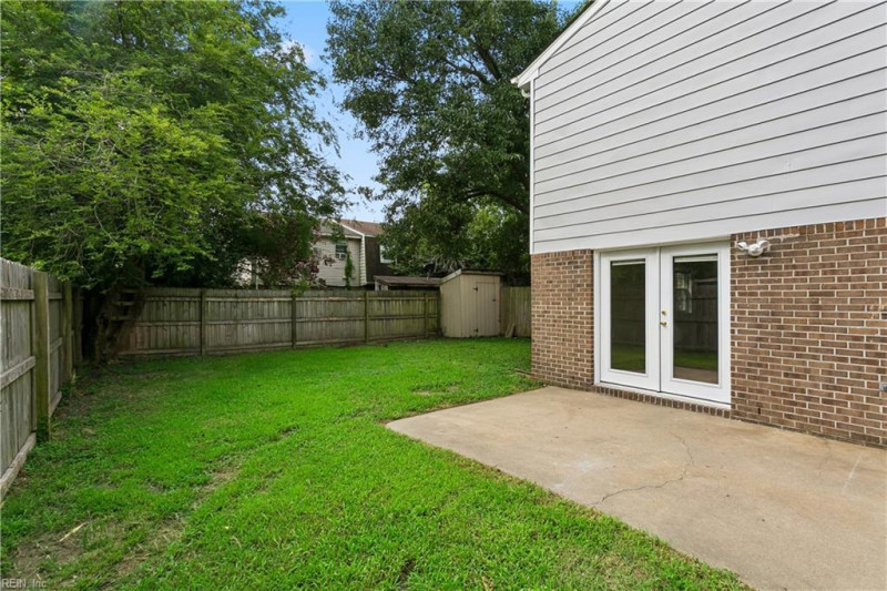 Photo 27 of 34 residential for sale in Hampton virginia