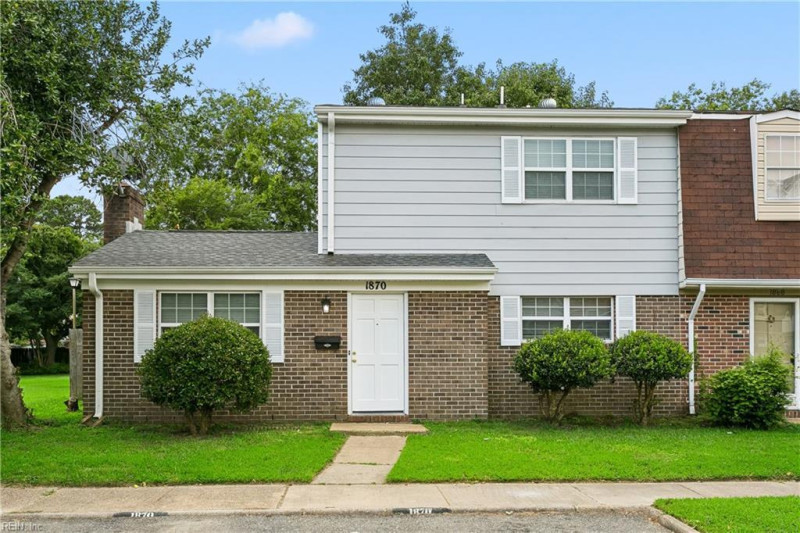 Photo 30 of 34 residential for sale in Hampton virginia