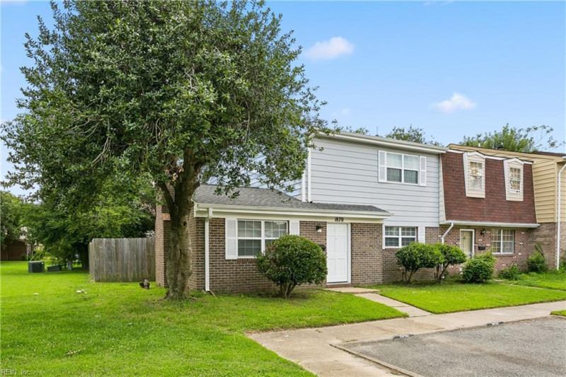 Photo 32 of 34 residential for sale in Hampton virginia