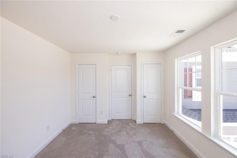 Photo 11 of 47 residential for sale in Suffolk virginia