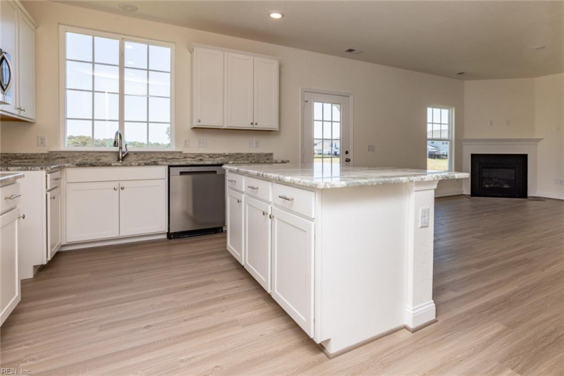 Photo 25 of 47 residential for sale in Suffolk virginia