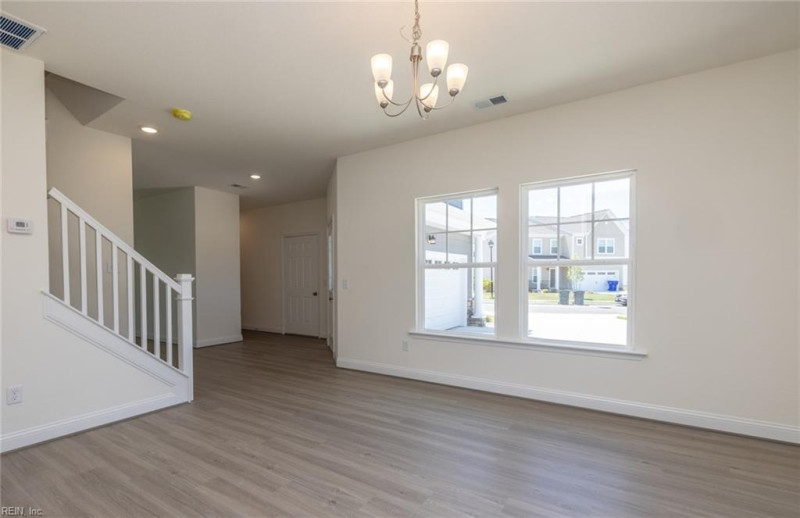 Photo 3 of 47 residential for sale in Suffolk virginia