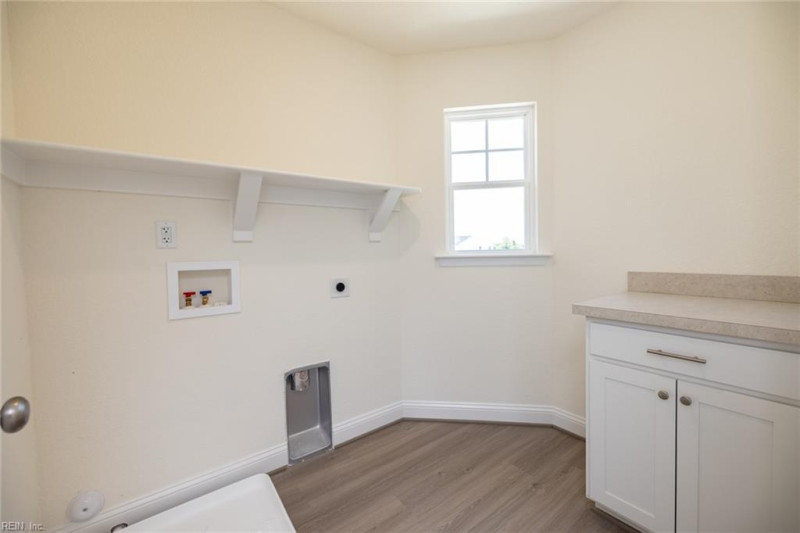 Photo 35 of 47 residential for sale in Suffolk virginia