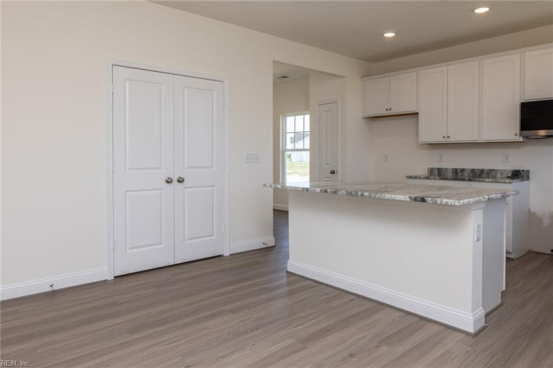 Photo 5 of 47 residential for sale in Suffolk virginia