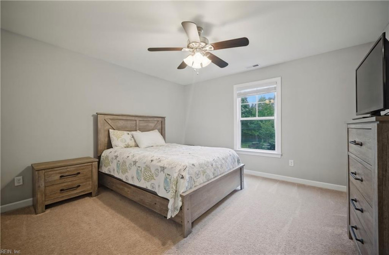 Photo 17 of 42 residential for sale in Virginia Beach virginia