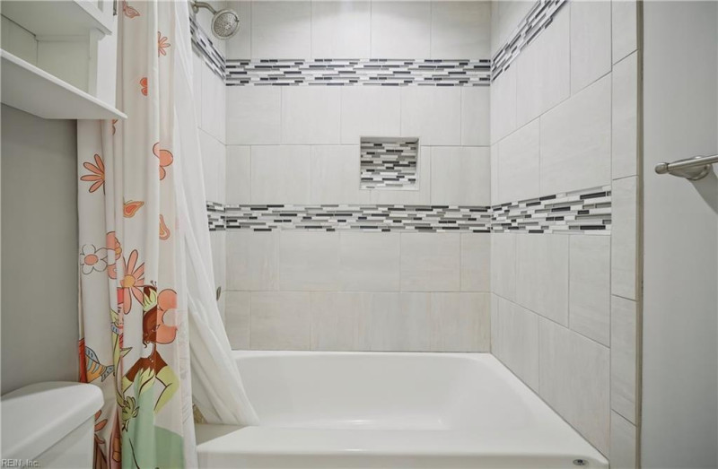 Photo 21 of 42 residential for sale in Virginia Beach virginia