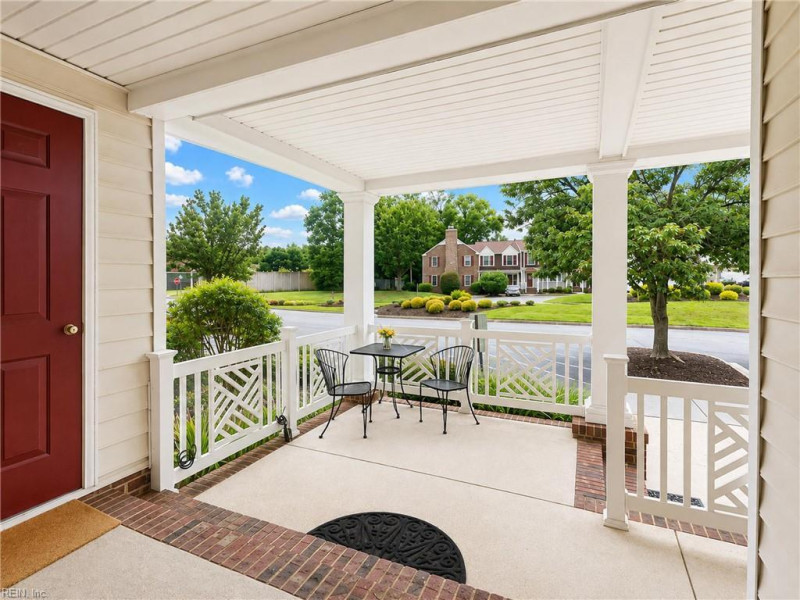 Photo 26 of 32 residential for sale in York County virginia