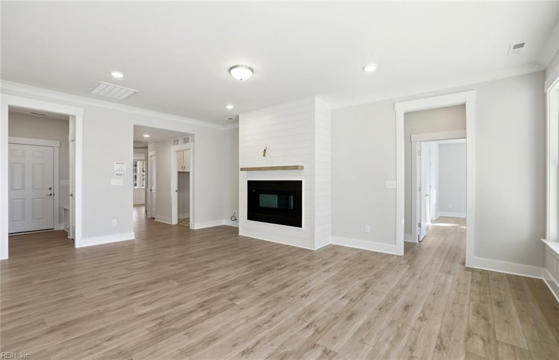 Photo 8 of 23 residential for sale in Suffolk virginia