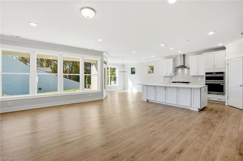 Photo 9 of 23 residential for sale in Suffolk virginia