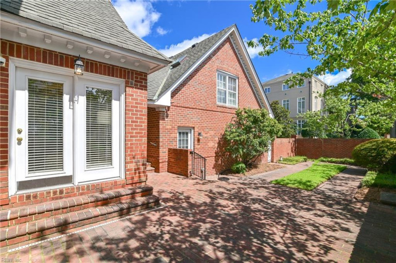 Photo 22 of 50 residential for sale in Norfolk virginia Photo 22 of 50 residential for sale in Norfolk virginia