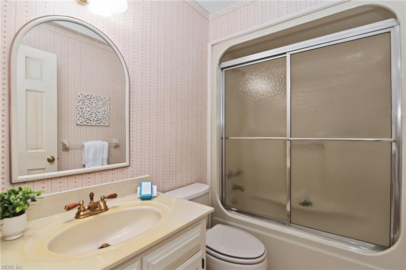 Photo 38 of 50 residential for sale in Norfolk virginia Photo 38 of 50 residential for sale in Norfolk virginia