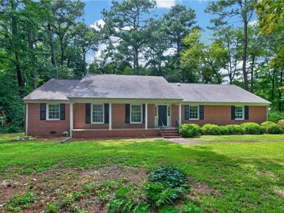 property image for 401 Piney Point Road YORK COUNTY VA 23692
