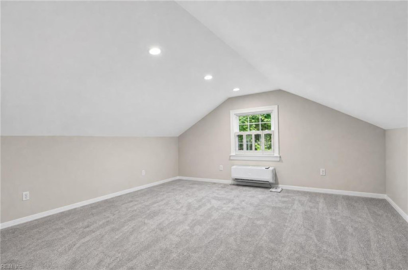 Photo 33 of 39 residential for sale in York County virginia