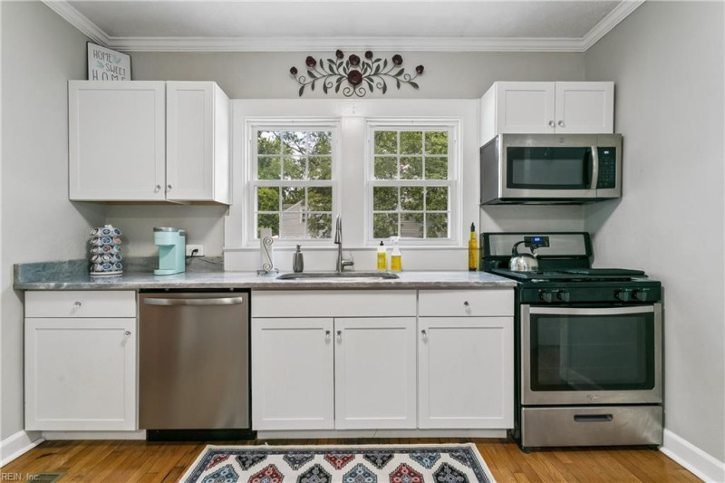 Photo 12 of 48 residential for sale in Newport News virginia