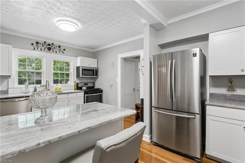 Photo 14 of 48 residential for sale in Newport News virginia