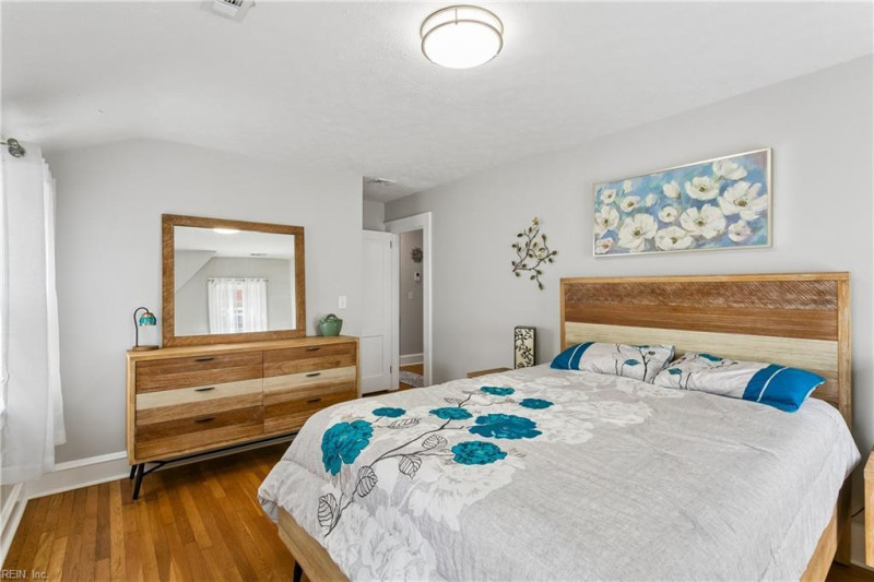 Photo 24 of 48 residential for sale in Newport News virginia