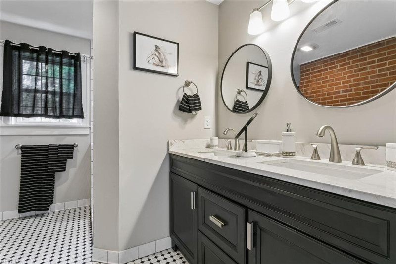 Photo 31 of 48 residential for sale in Newport News virginia