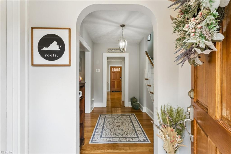 Photo 4 of 48 residential for sale in Newport News virginia