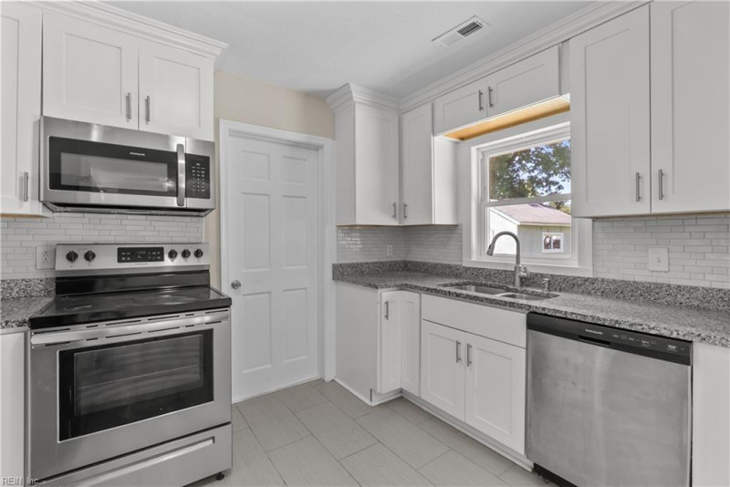 Photo 8 of 42 residential for sale in Norfolk virginia Photo 8 of 42 residential for sale in Norfolk virginia