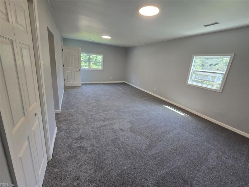 Photo 23 of 39 residential for sale in Portsmouth virginia
