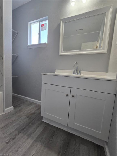 Photo 26 of 39 residential for sale in Portsmouth virginia