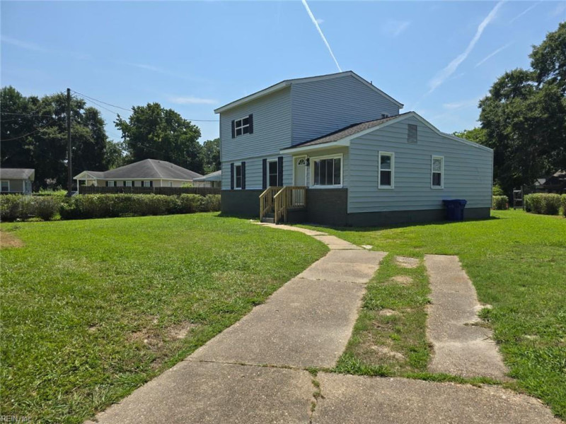 Photo 37 of 39 residential for sale in Portsmouth virginia