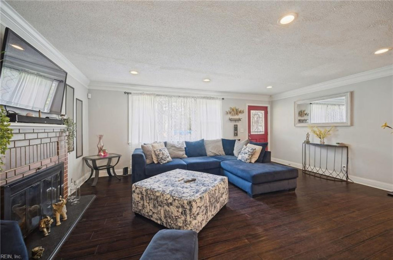 Photo 6 of 44 residential for sale in Norfolk virginia Photo 6 of 44 residential for sale in Norfolk virginia