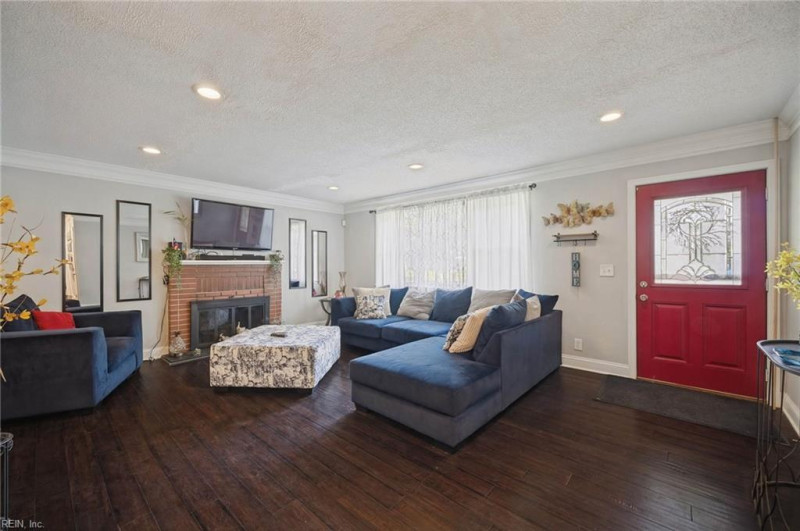 Photo 7 of 44 residential for sale in Norfolk virginia Photo 7 of 44 residential for sale in Norfolk virginia
