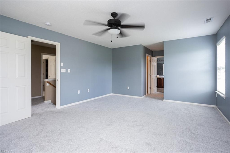 Photo 16 of 31 residential for sale in Chesapeake virginia