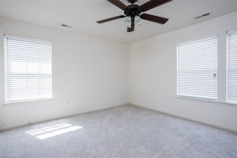 Photo 22 of 31 residential for sale in Chesapeake virginia