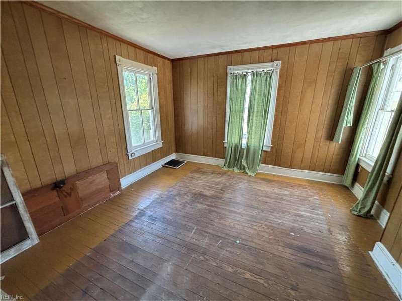Photo 17 of 20 residential for sale in Portsmouth virginia Photo 17 of 20 residential for sale in Portsmouth virginia