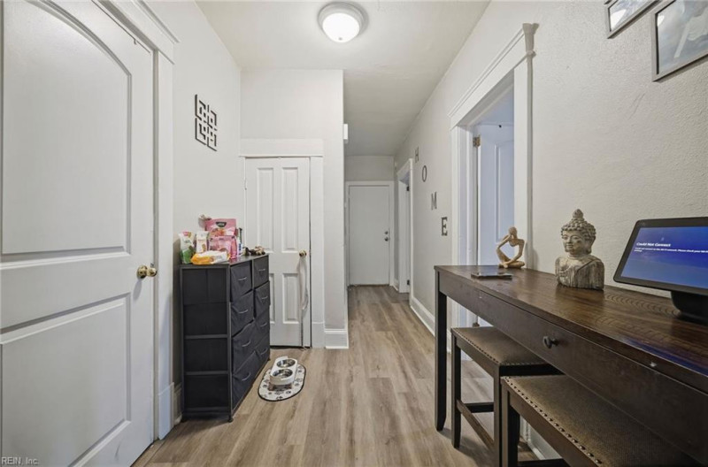 Photo 11 of 26 residential for sale in Norfolk virginia