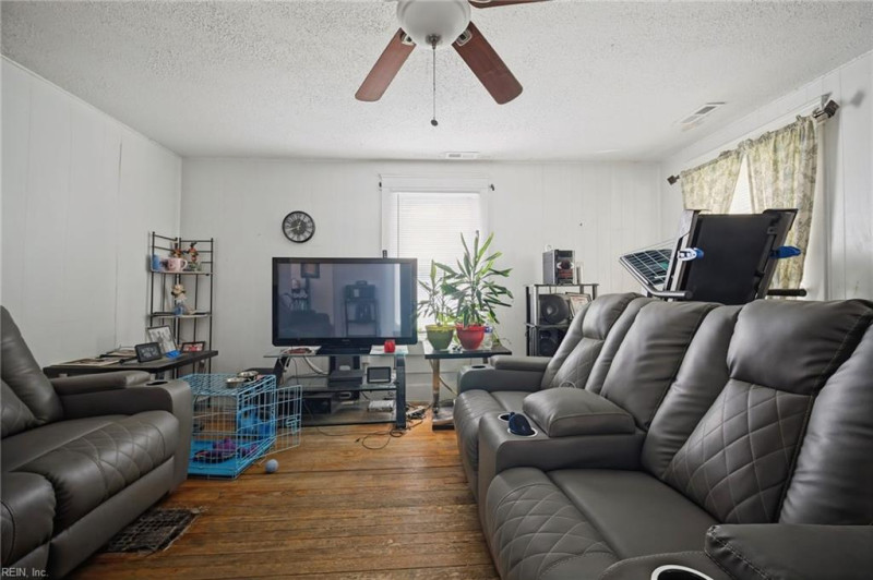 Photo 21 of 26 residential for sale in Norfolk virginia