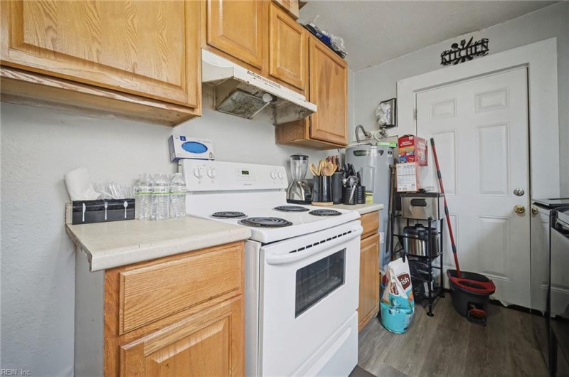 Photo 6 of 26 residential for sale in Norfolk virginia